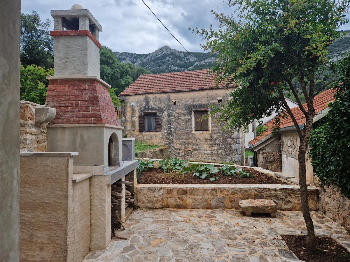 Hotel Kuca Za Odmor Dobrila Jelsa  Exterior foto